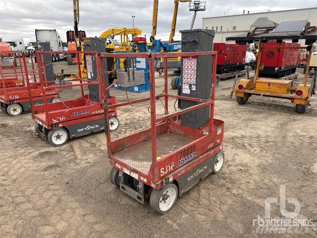 SkyJack SJ16 Αναβατόρια και ανυψωτήρες υλικών