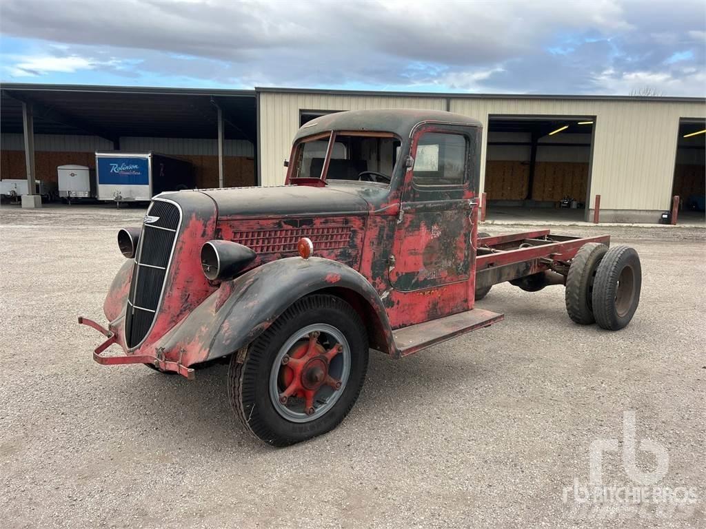  STUDEBAKER 4x2 Βυτιοφόρα φορτηγά