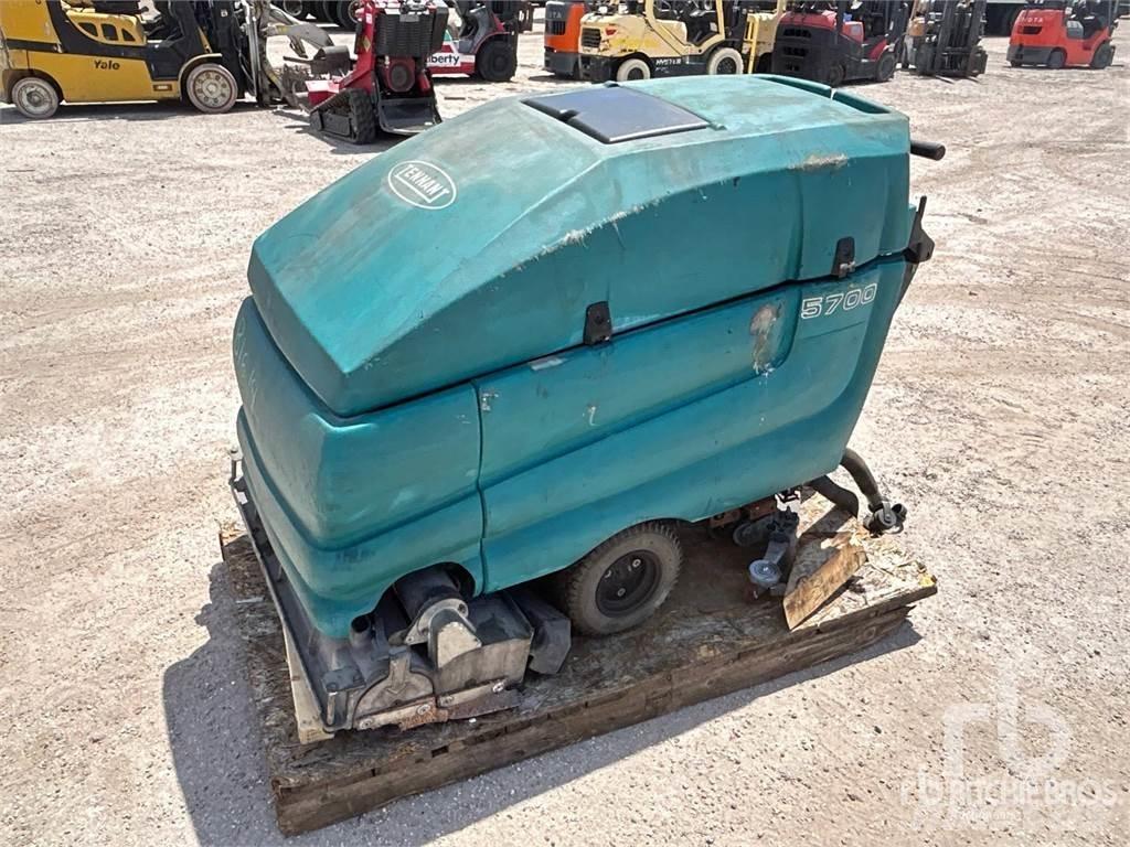 Tennant 5700 XP Σκούπες