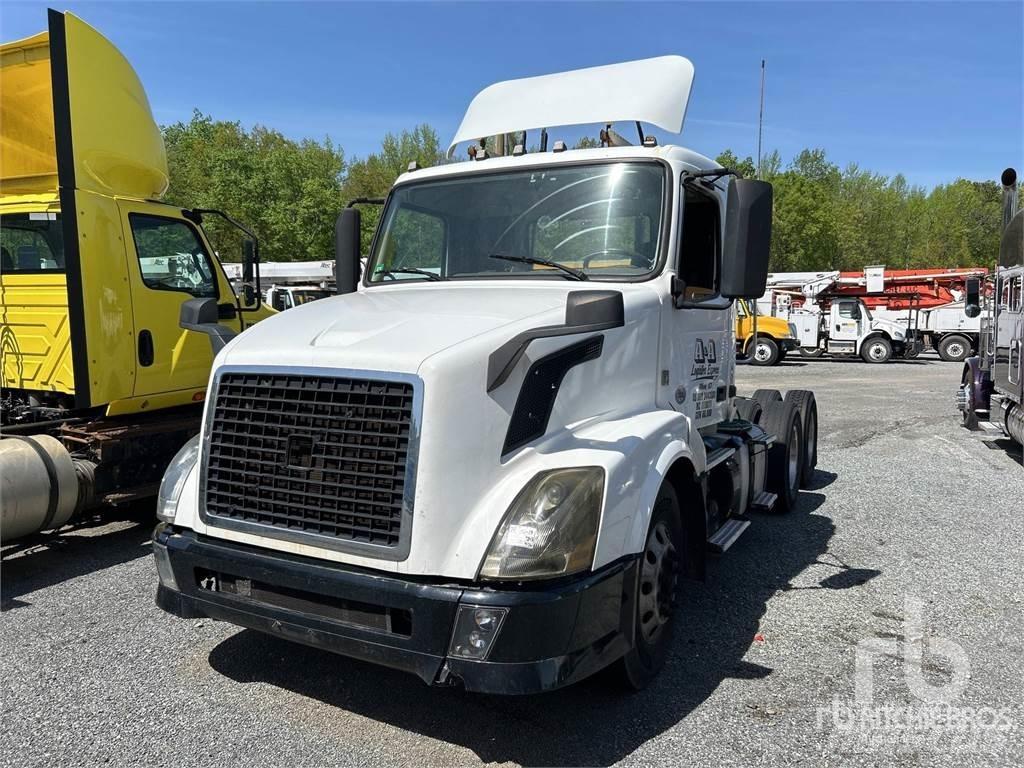 Volvo VNL Τράκτορες