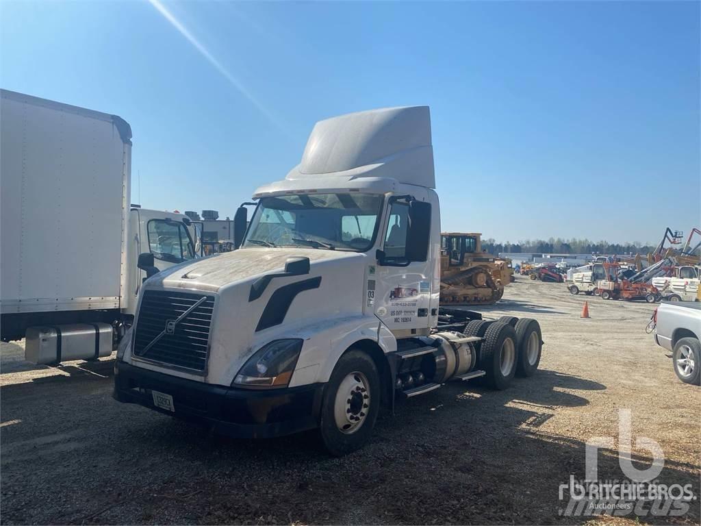 Volvo VNL Τράκτορες