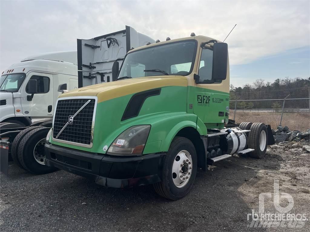 Volvo VNL Τράκτορες