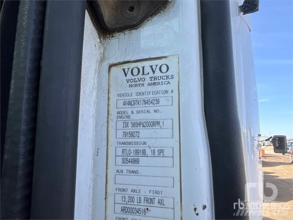 Volvo VNL Τράκτορες