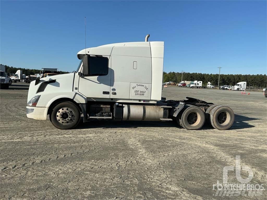 Volvo VNL Τράκτορες