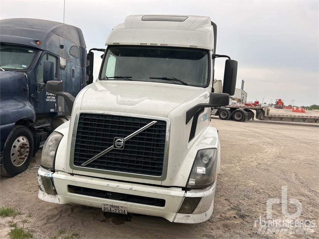 Volvo VNL Τράκτορες