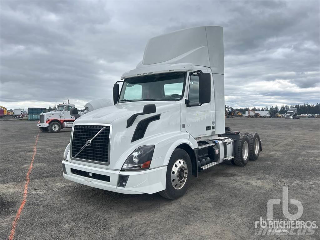 Volvo VNL Τράκτορες