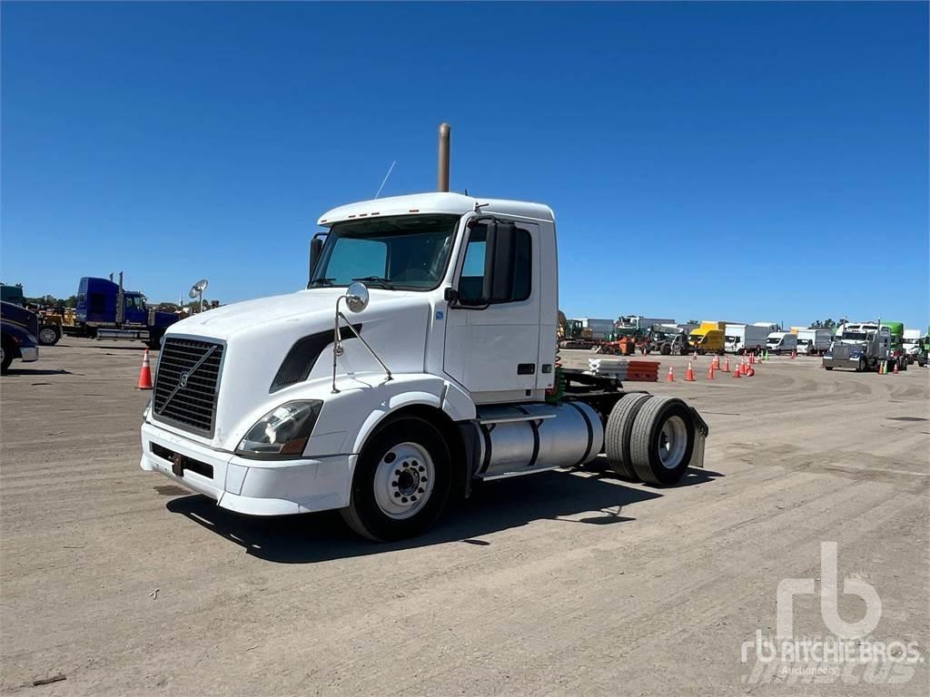Volvo VNL300 Τράκτορες