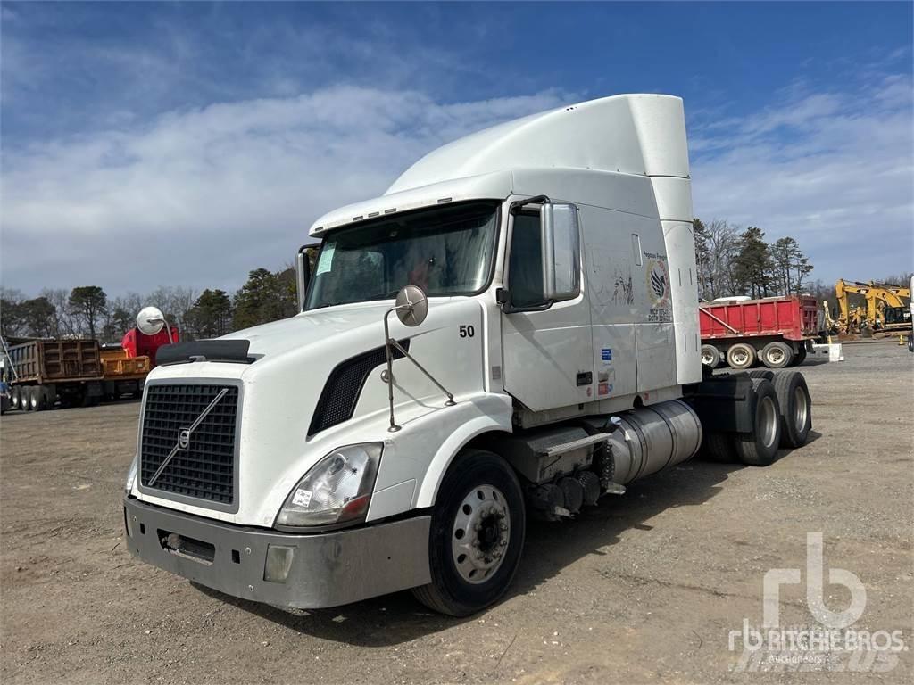 Volvo VNL630 Τράκτορες