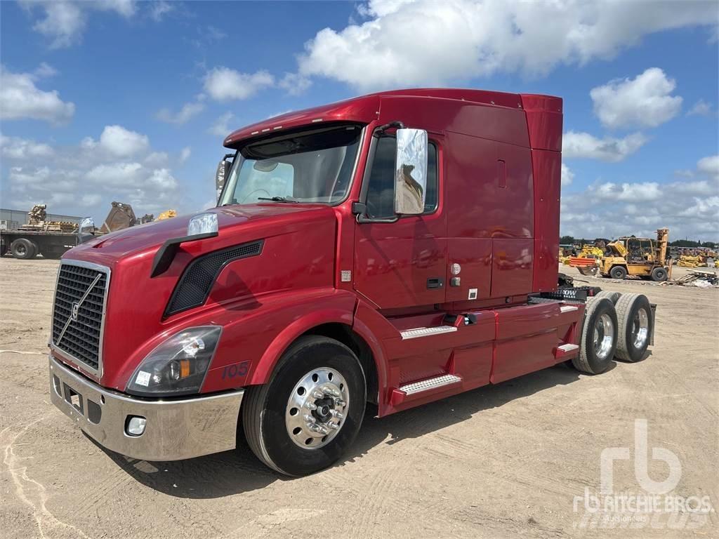 Volvo VNL630 Τράκτορες