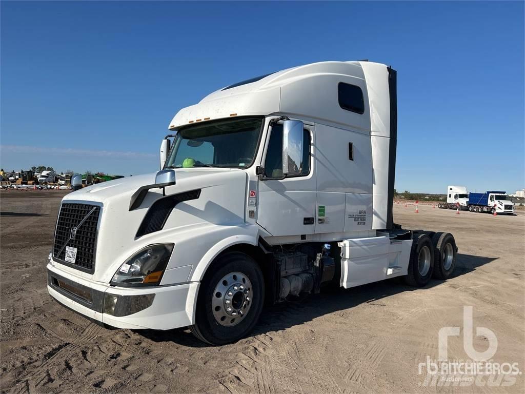 Volvo VNL670 Τράκτορες