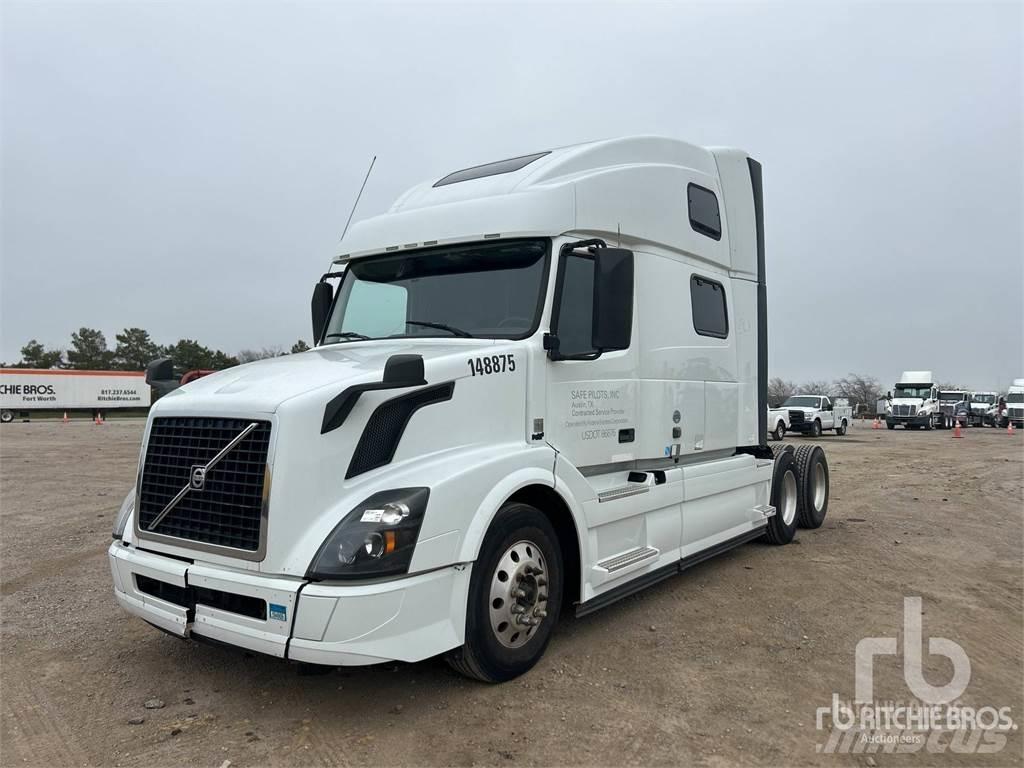 Volvo VNL670 Τράκτορες