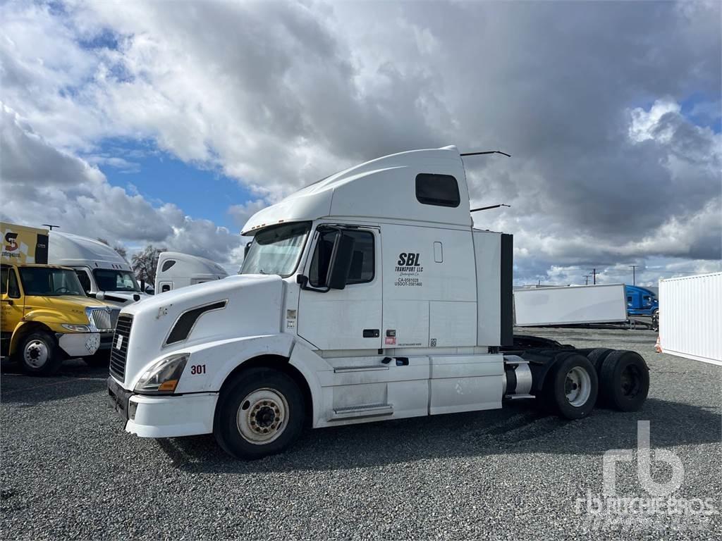 Volvo VNL670 Τράκτορες