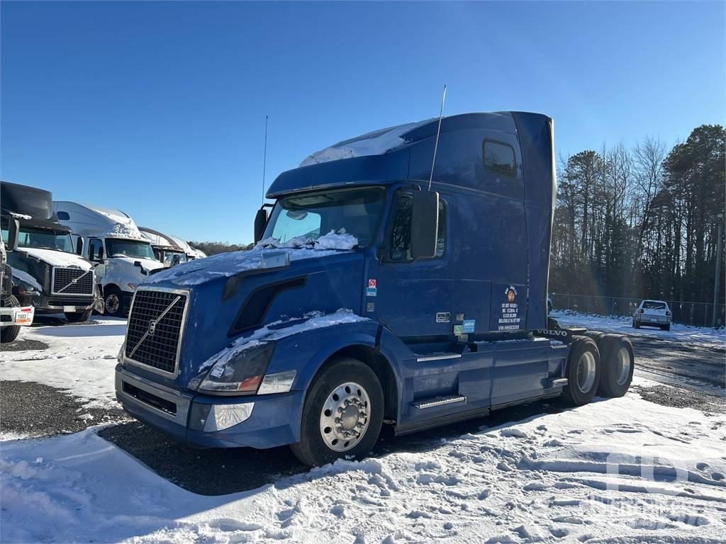 Volvo VNL670 Τράκτορες