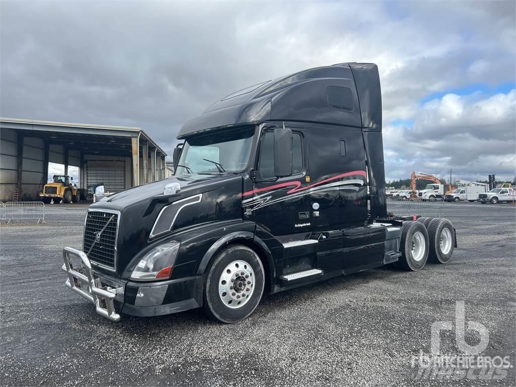 Volvo VNL670 Τράκτορες