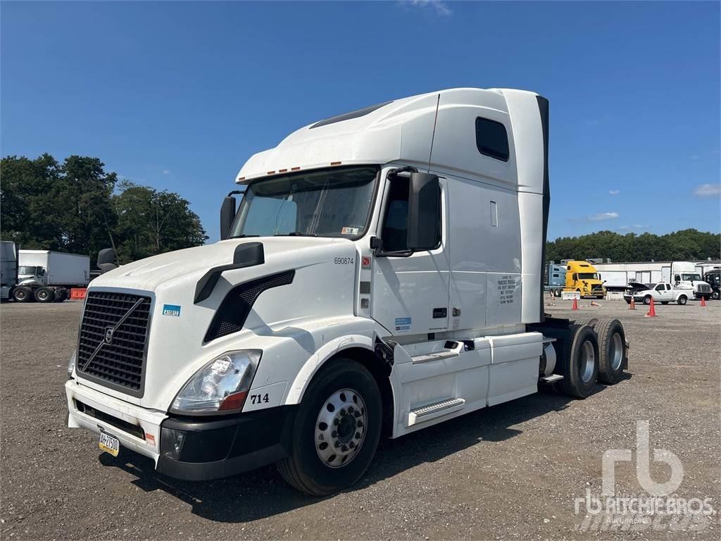 Volvo VNL670 Τράκτορες