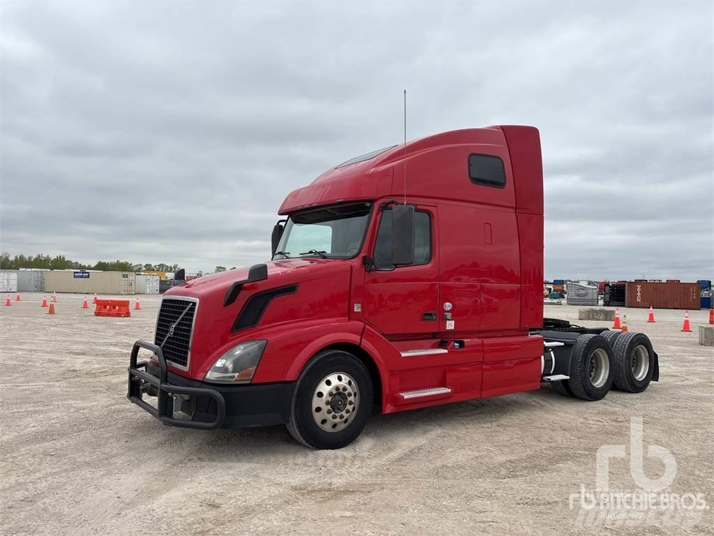 Volvo VNL670 Τράκτορες