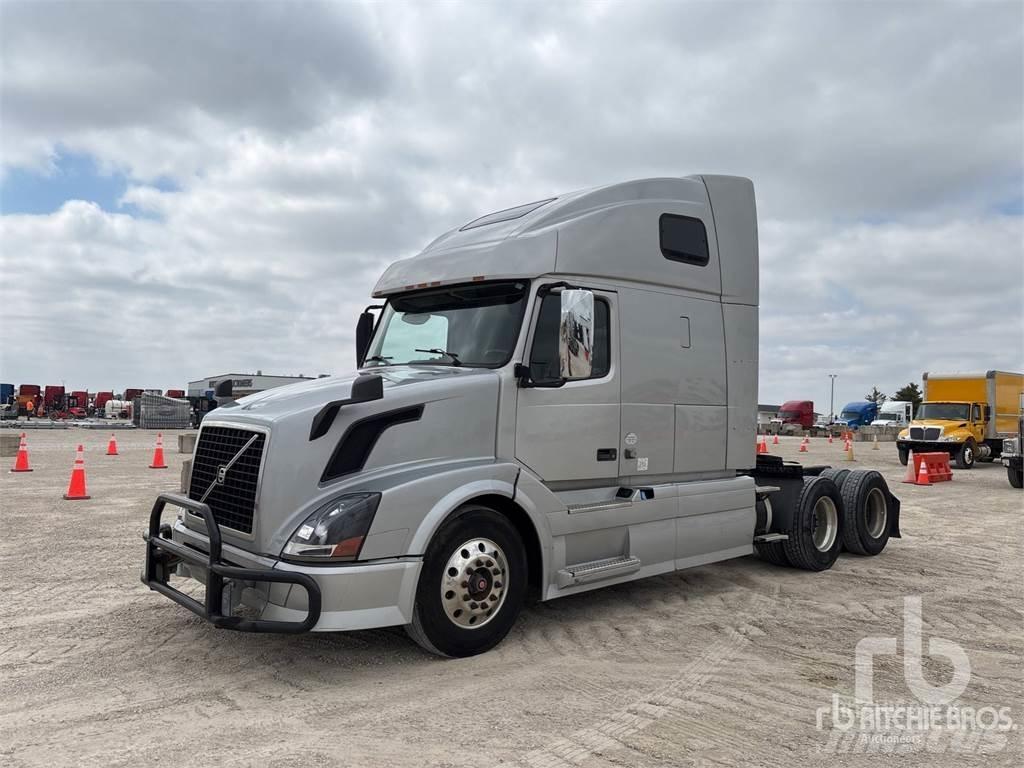 Volvo VNL670 Τράκτορες
