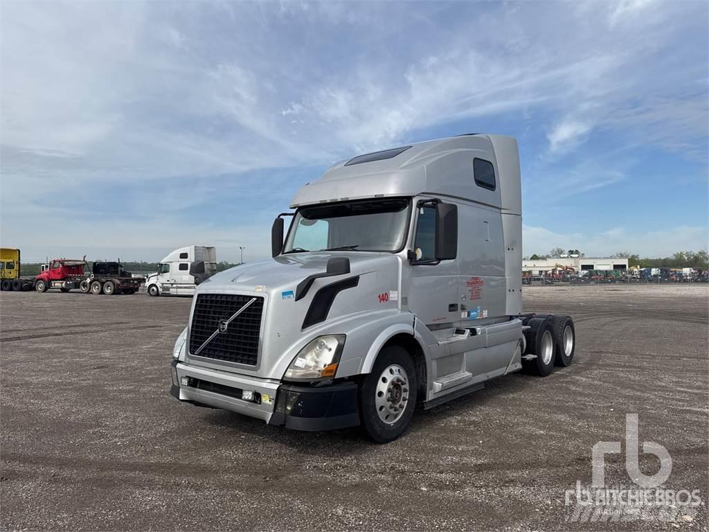 Volvo VNL670 Τράκτορες