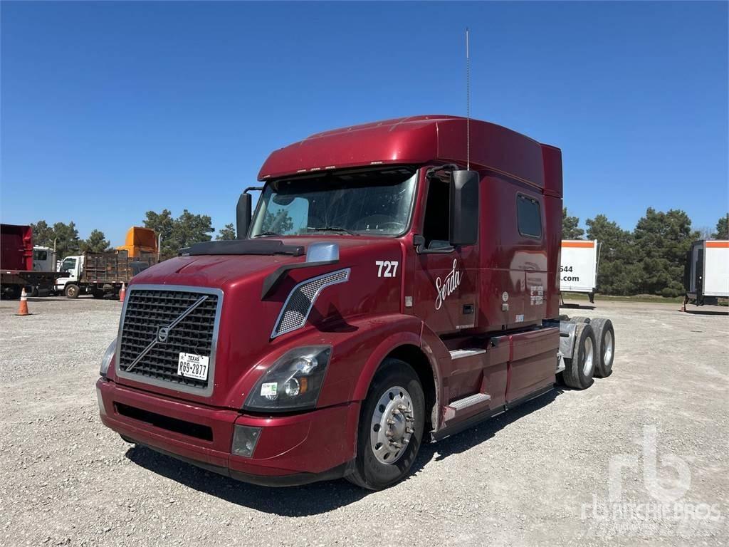 Volvo VNL740 Τράκτορες