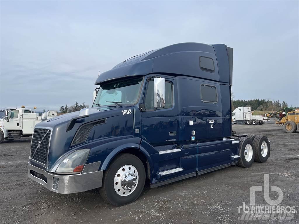 Volvo VNL780 Τράκτορες