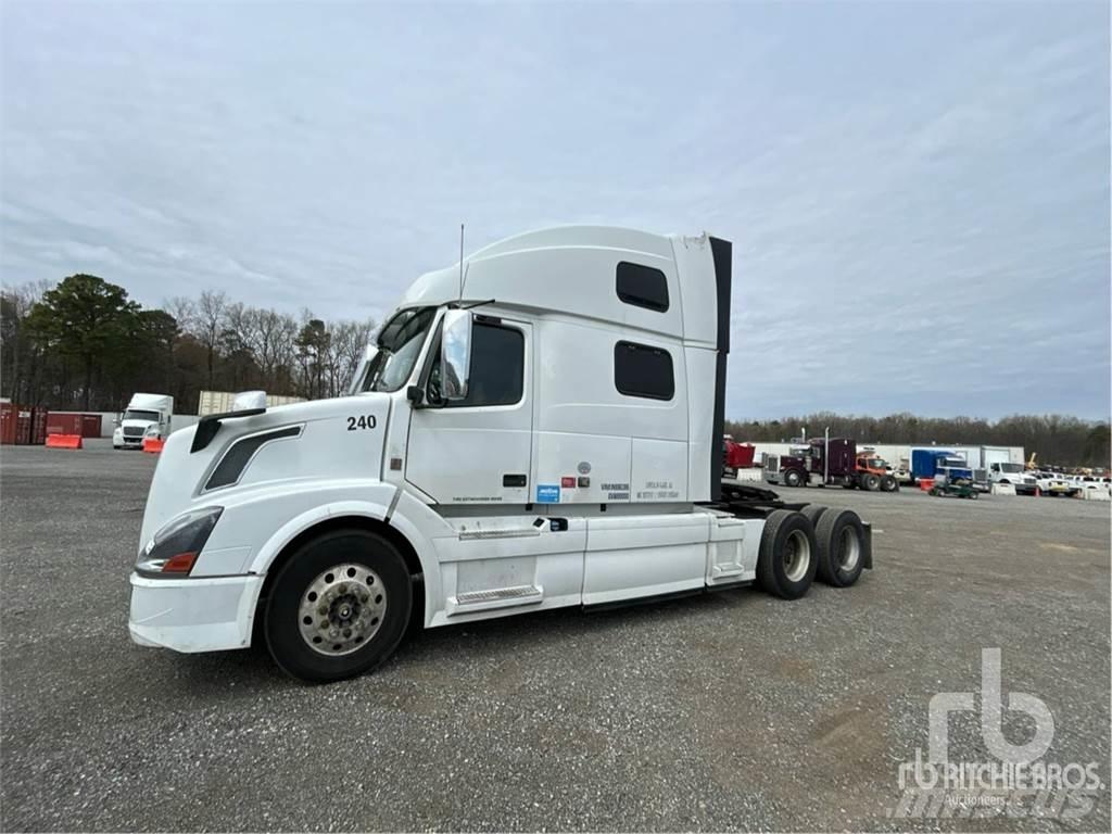 Volvo VNL780 Τράκτορες