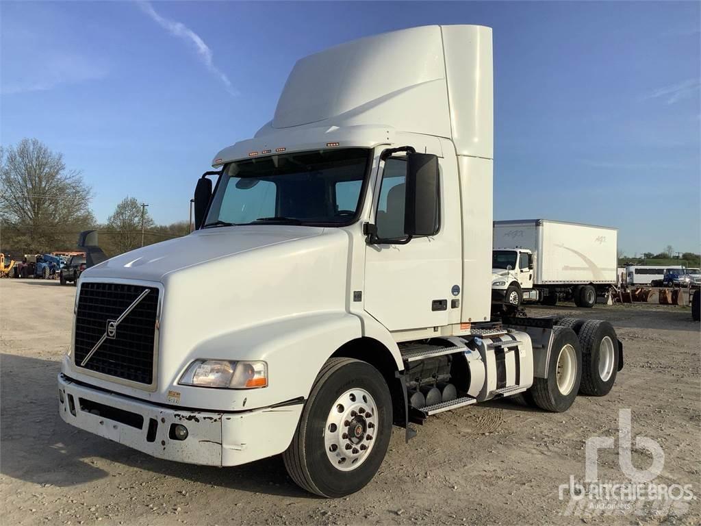 Volvo VNM Τράκτορες