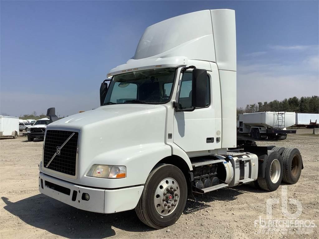 Volvo VNM Τράκτορες