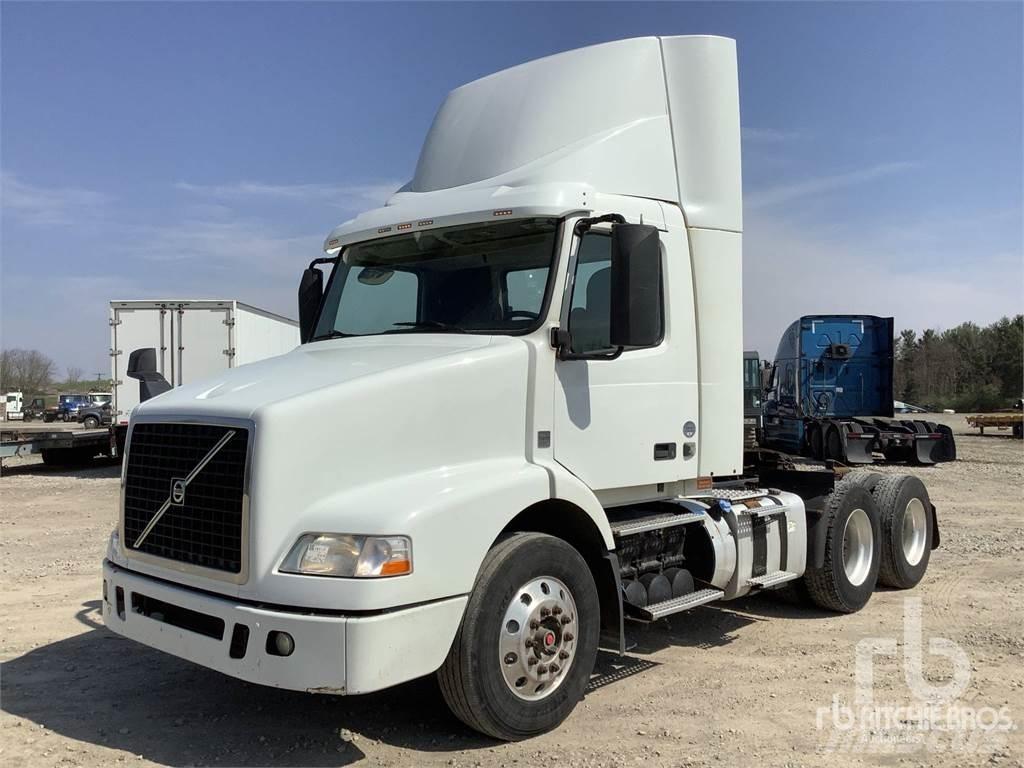 Volvo VNM Τράκτορες