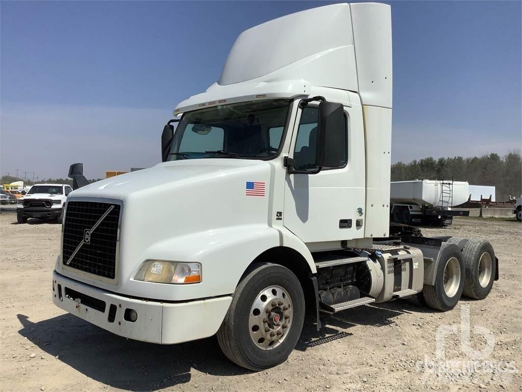 Volvo VNM Τράκτορες