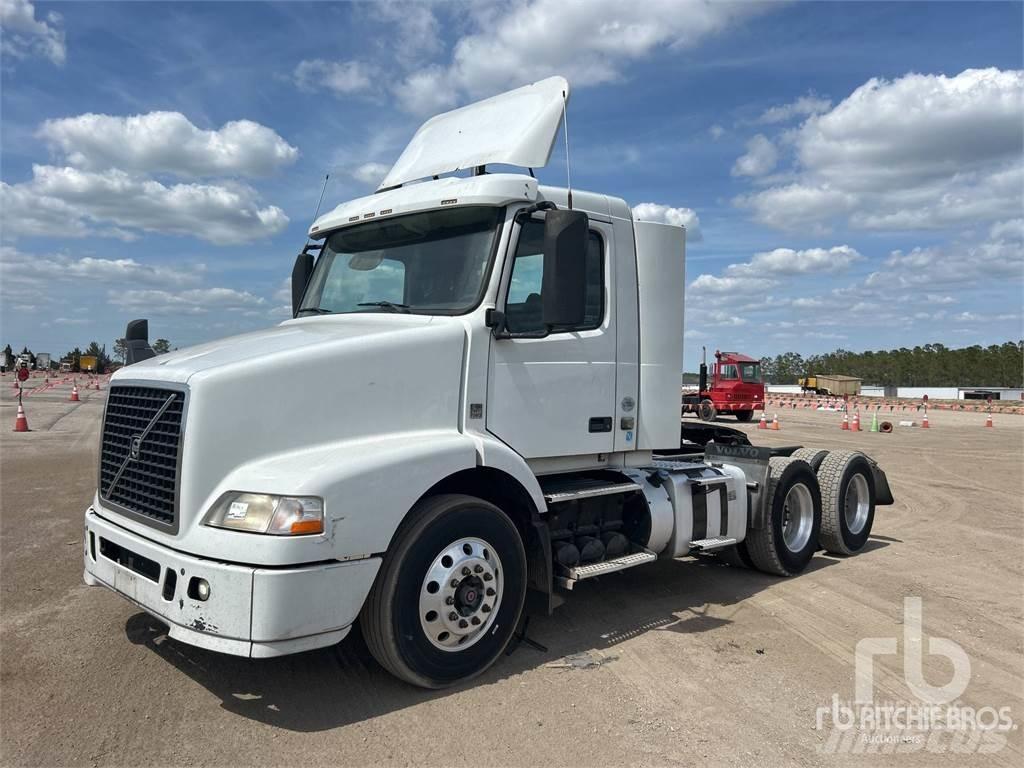 Volvo VNM200 Τράκτορες