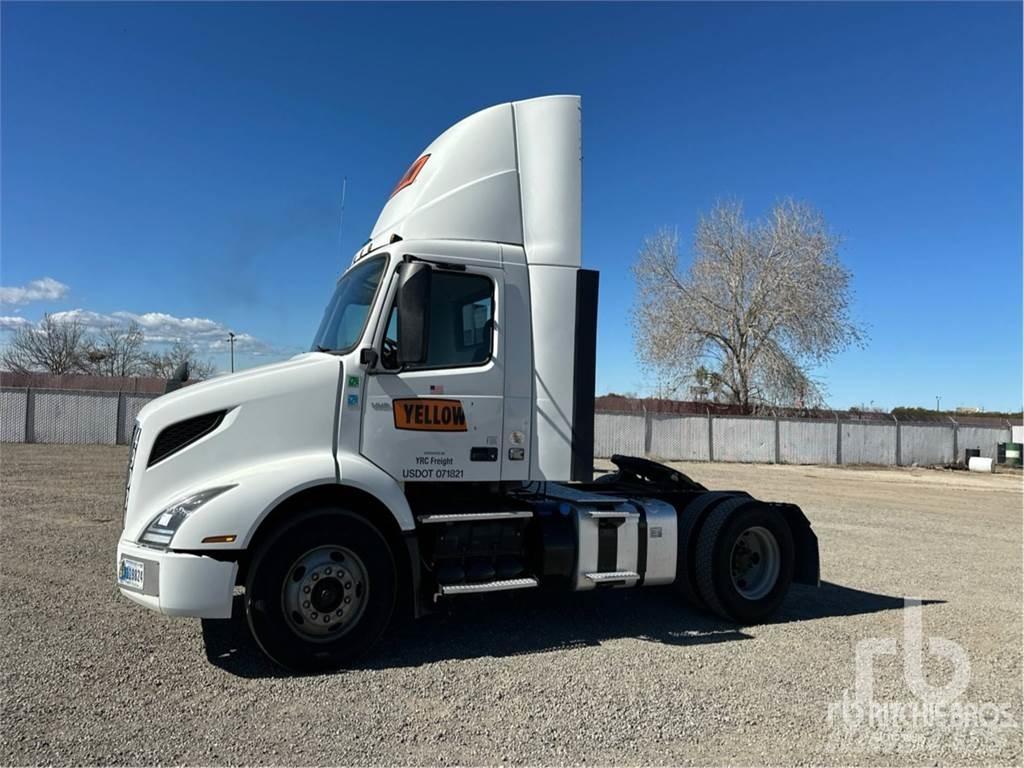 Volvo VNR Τράκτορες