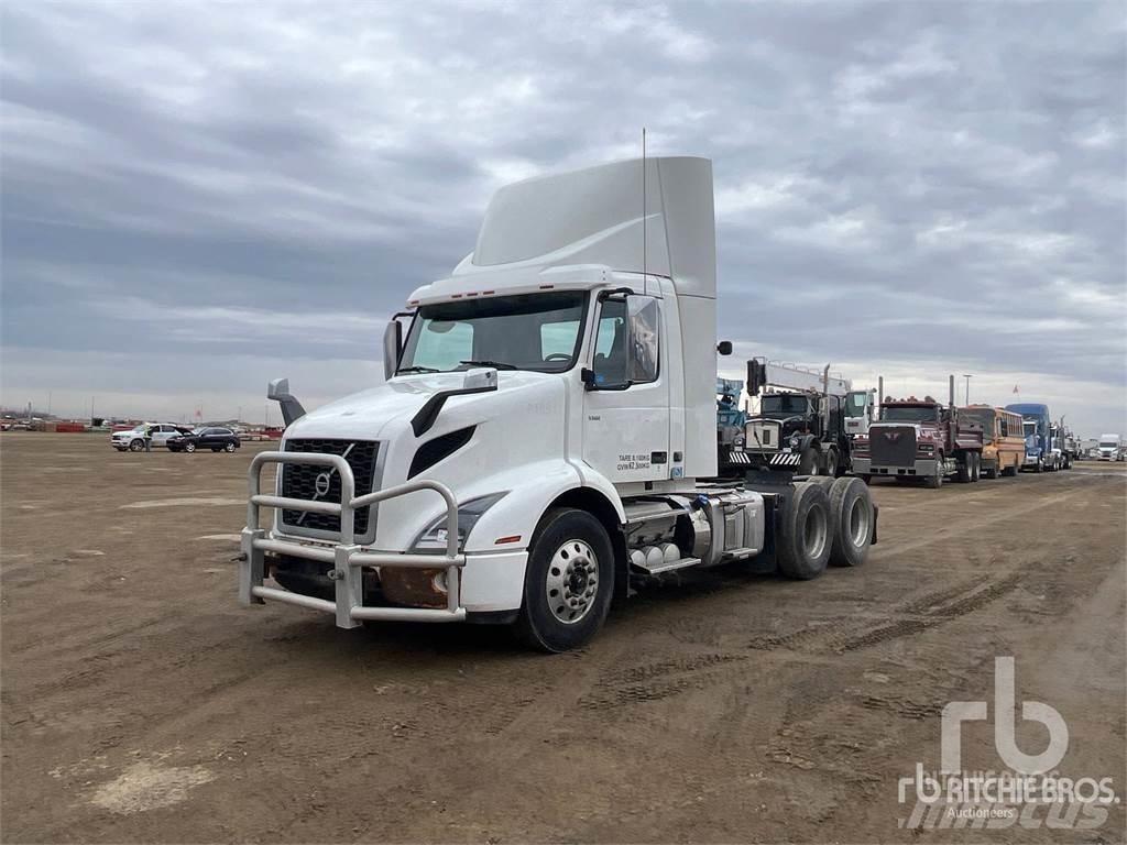 Volvo VNR Τράκτορες
