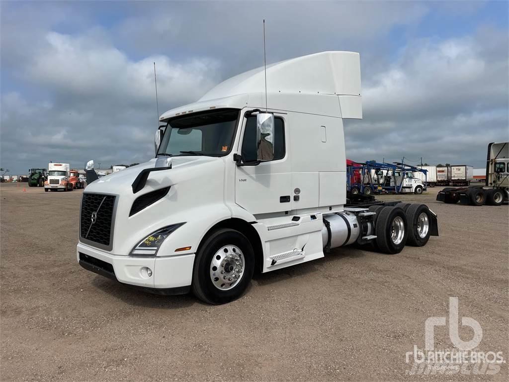 Volvo VNR Τράκτορες