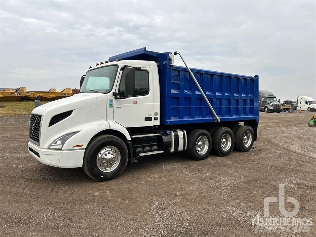 Volvo VNR300 Φορτηγά Ανατροπή