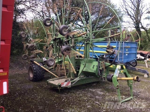 Krone 1400+ Τσουγκράνες και χορτοξηραντικές μηχανές