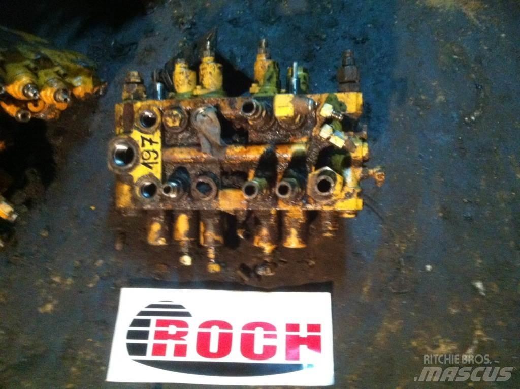Komatsu BRAK OZNACZEŃ Υδραυλικά