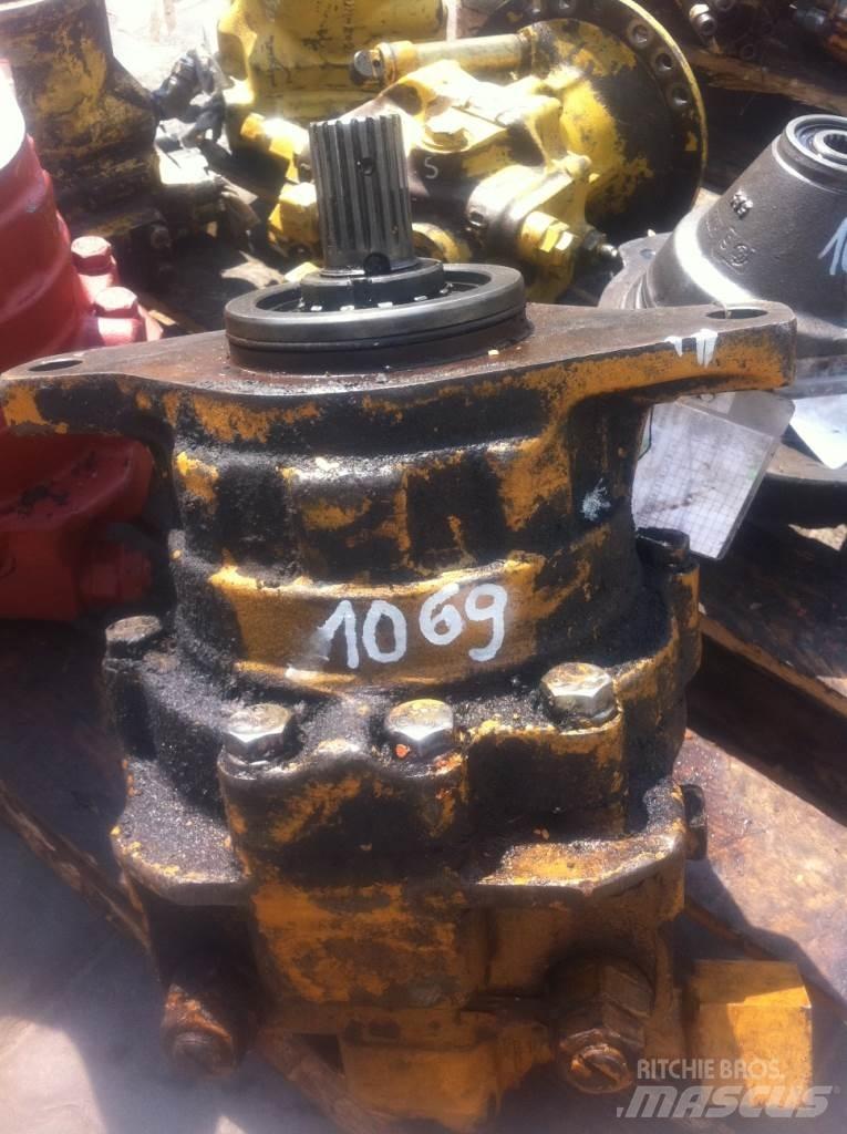 Komatsu MB90 Κινητήρες
