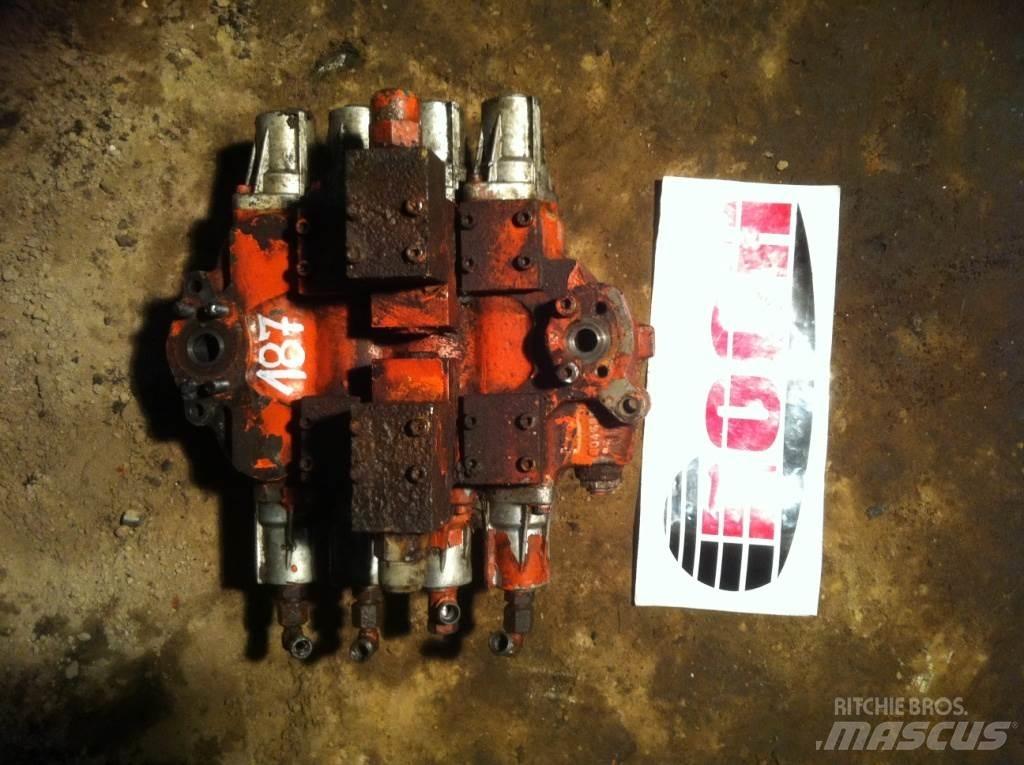 Linde 604 8961 - 4 SEKCYJNY Υδραυλικά