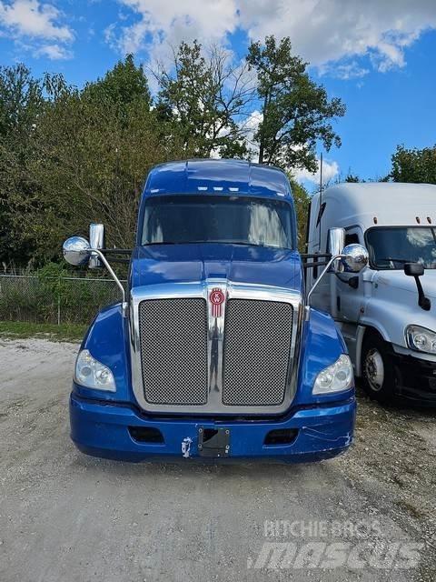 Kenworth T680 Τράκτορες