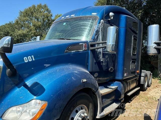 Kenworth T680 Τράκτορες