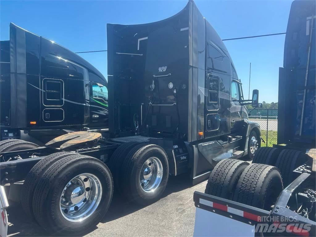 Kenworth T680 Τράκτορες