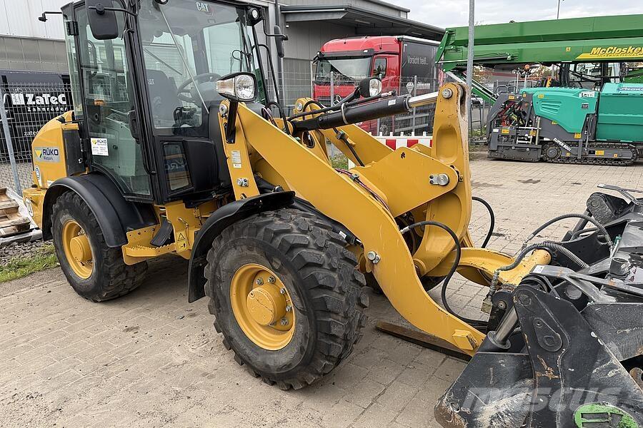 CAT 906 M Φορτωτές με λάστιχα (Τροχοφόροι)