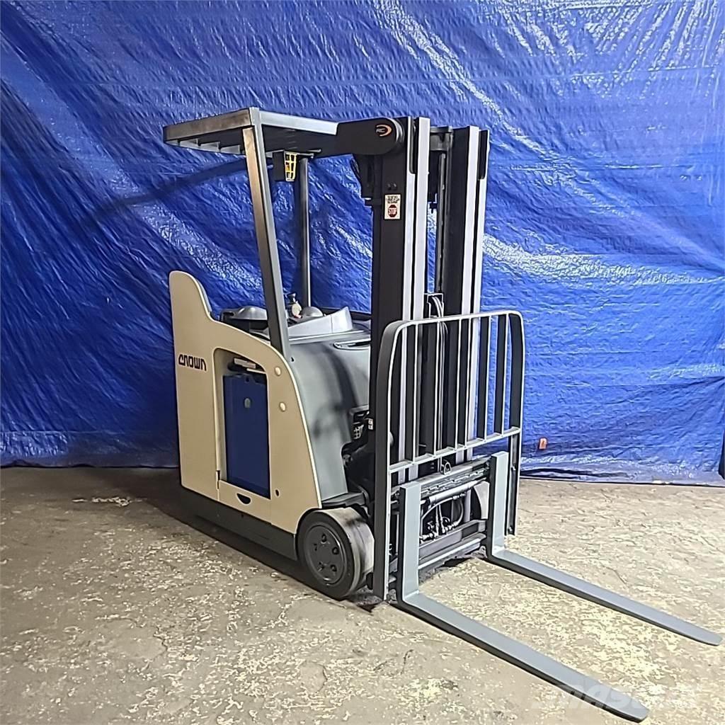 Crown RC5530C-30 Ηλεκτρικά περονοφόρα ανυψωτικά κλαρκ