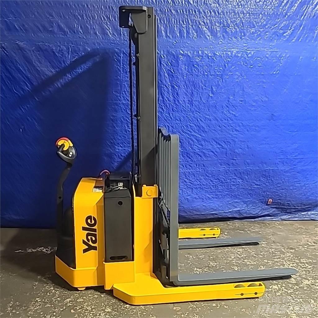 Yale MSW040 Ηλεκτρικά παλετοφόρα με ιστό