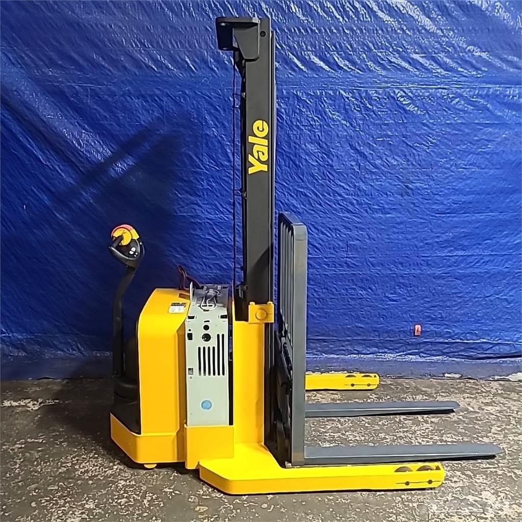 Yale MSW040 Ηλεκτρικά παλετοφόρα με ιστό