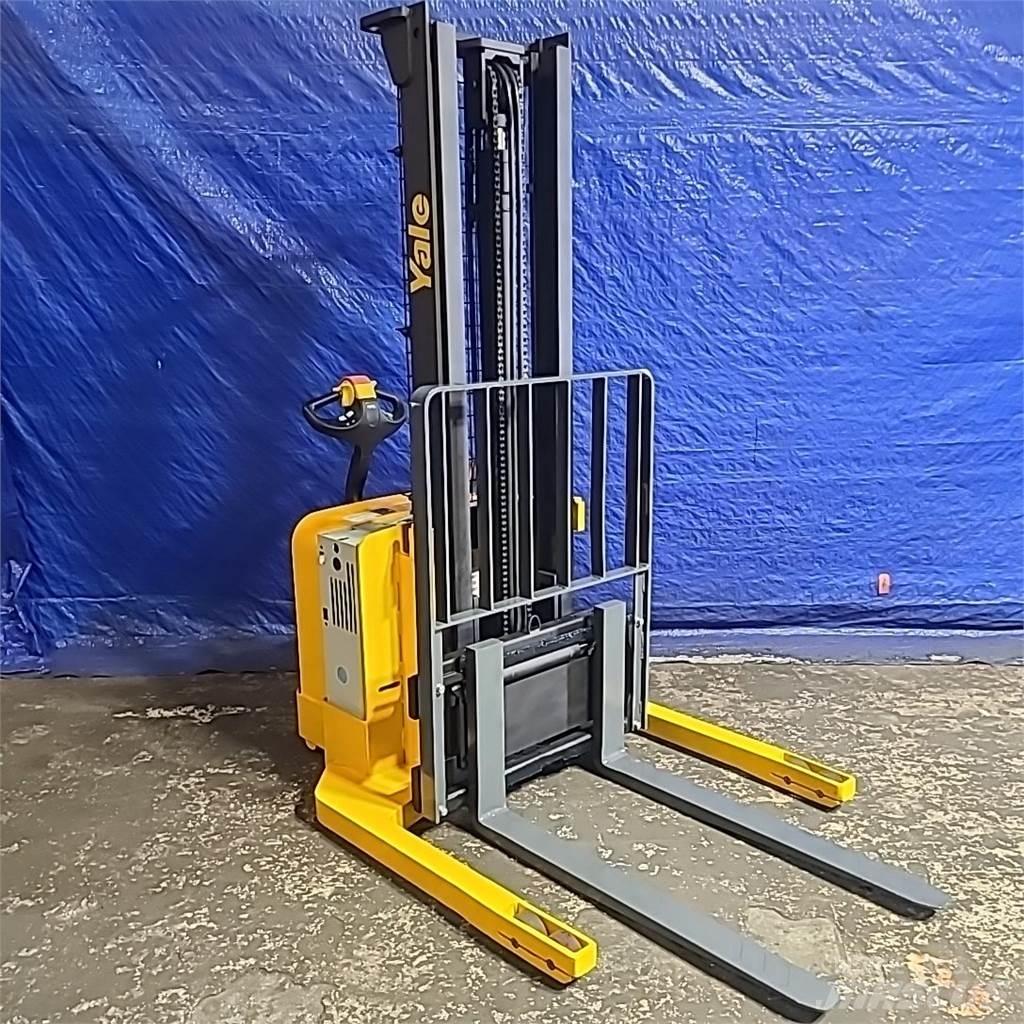 Yale MSW040 Ηλεκτρικά παλετοφόρα με ιστό