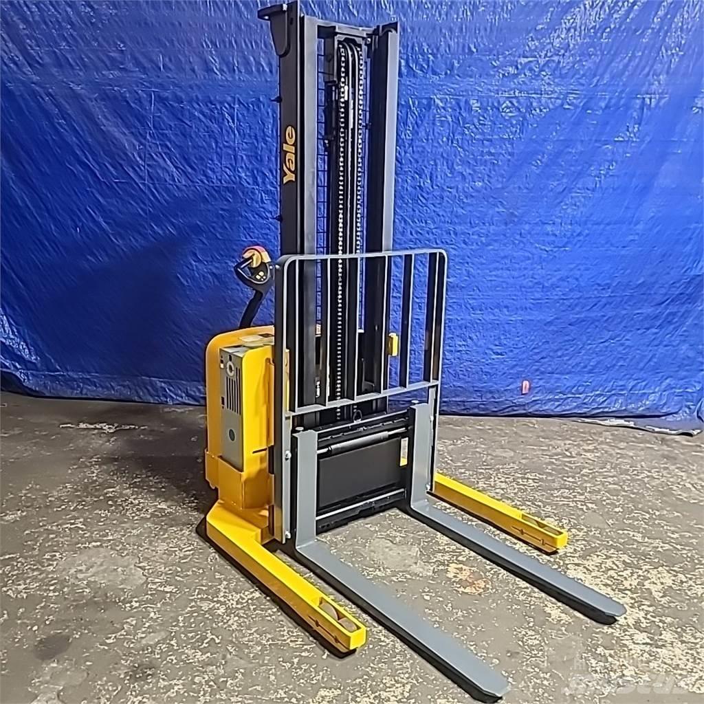 Yale MSW040 Ηλεκτρικά παλετοφόρα με ιστό