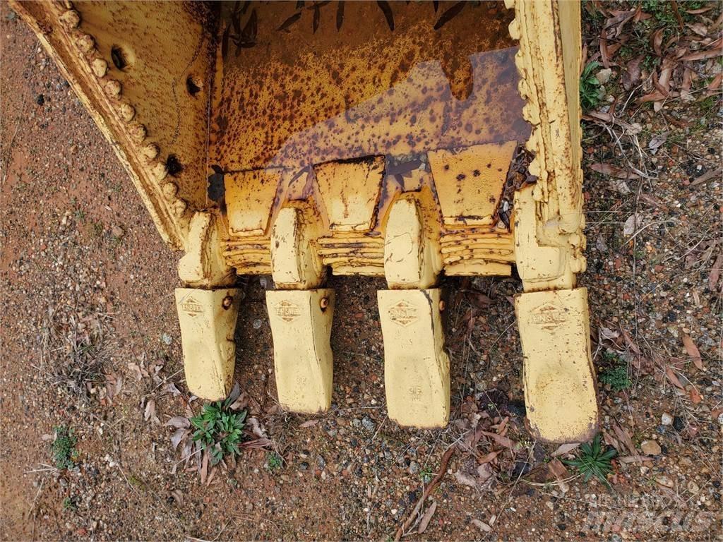 CAT 320 Κουβάδες