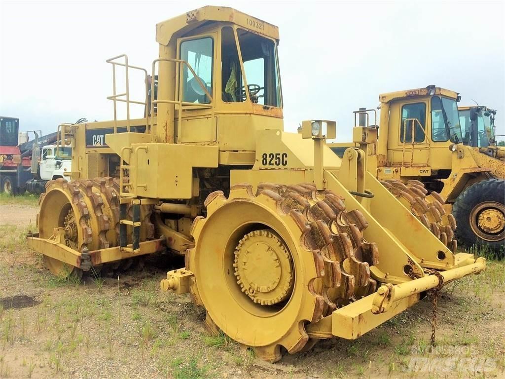 CAT 825C Κύλινδροι συμπίεσης εδάφους