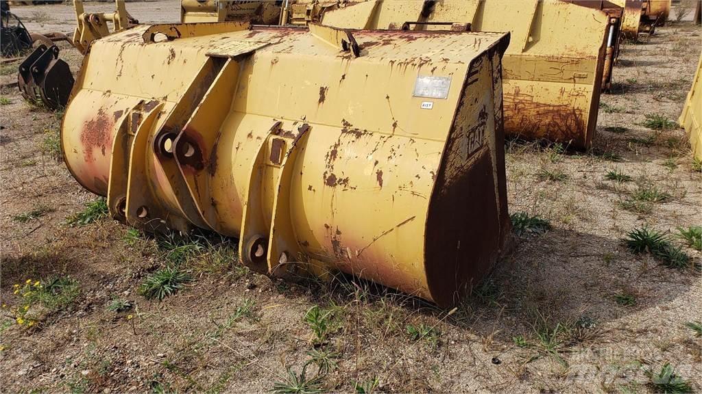CAT 966 Πτερύγια
